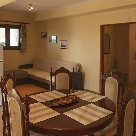Ellinas Homes Megali Mantineia Exterior foto