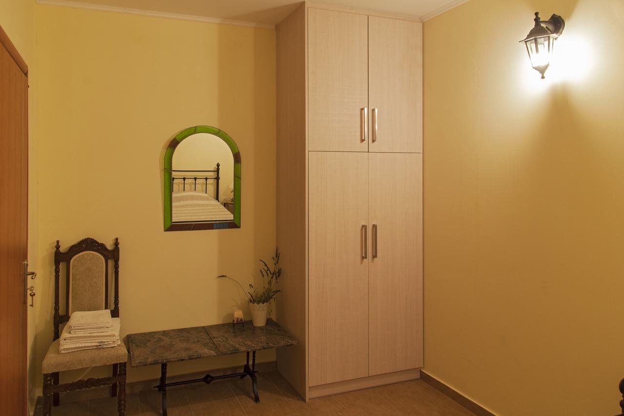 Daire Ellinas Homes